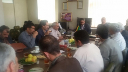 بازدید سید عباس دانایی فرماندار مرکز استان از خانه کارگر استان سمنان در هفته کارگر سال 95